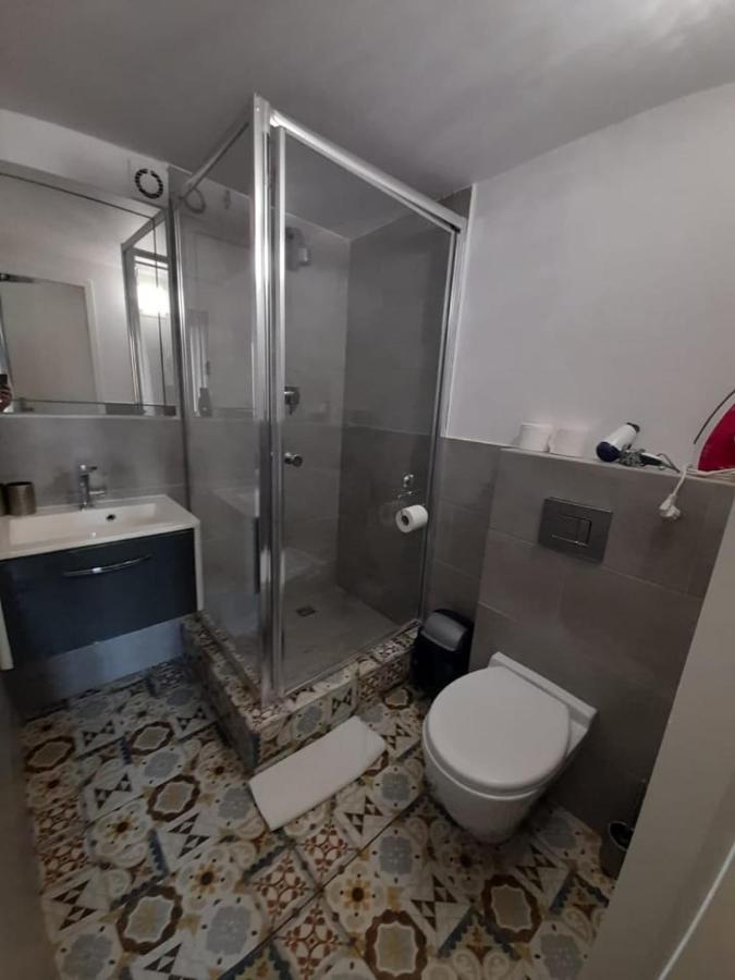 Rodzinna przestrzeń dla 8 osób 2 pokoje z łazienką i mini aneksem Varsovia Exterior foto
